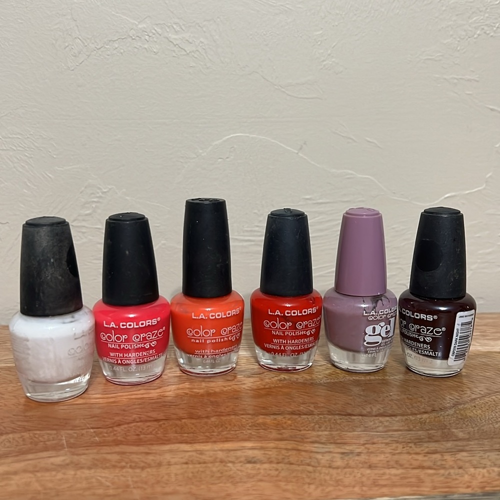 (6) lot LA COLORS nail polish assorted colors